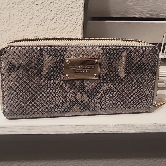 MICHAEL Michael Kors Handbags - Michael Kors Jet Set Continental Dark Sand Python